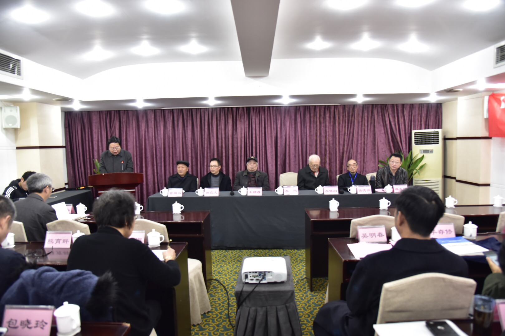 w88win体育官网院长 李怡教授.jpg